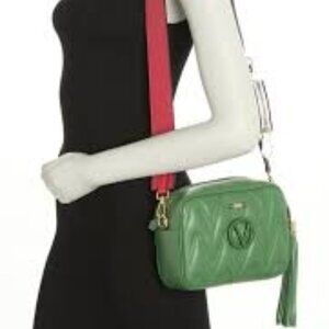 Valentino By Mario Valentino Mia Diamond Quilted Leather Shoulder Bag (Green)